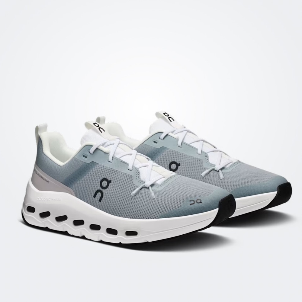 On Running Glacier | White 
Cloudleap size 4.5Y unisex gently used